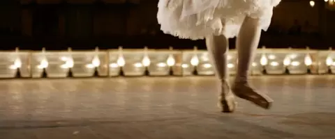 Nude Michalina Olszanska - Koronatsiya s01e01-04 (2019)