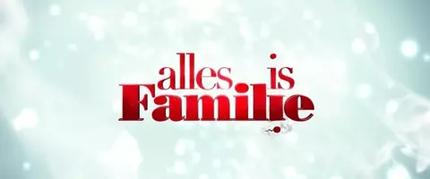 Sexy Sanne Langelaar, Sophie Vroegop nude - Alles Is Familie (2012)