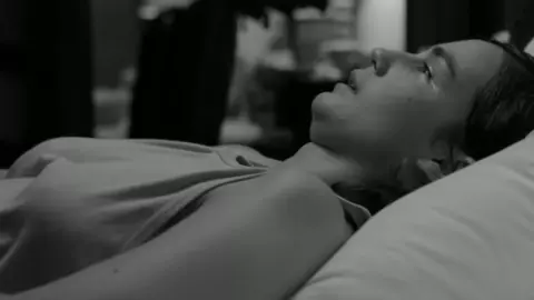 Nude Helene Vivies - Cette obscure tentation (2011)