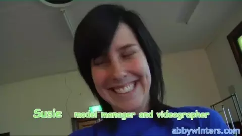 Naked Yoga Instructor Moons Camera and Teaches Class - Public Nudity Video