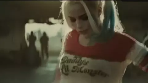 Jerk off Margot Robbie Sexy Hot 2019