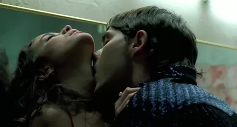Nude Flora Martinez, Lina Marcela Parra - Rosario Tijeras (2005)