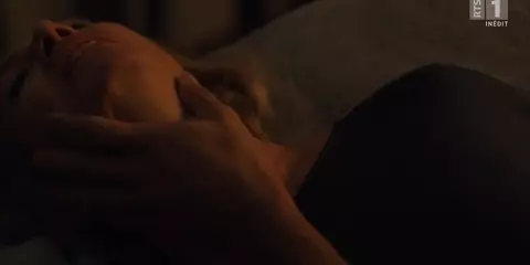Nude Ursina Lardi - Helvetica s01e05 (2019)