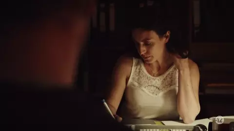 Nude Brigitte Urhausen - Capitani s01e05-06 (2019)