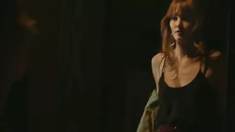 Nude Alex Essoe, Anita Briem, Dominique Jane - The Drone (2019)