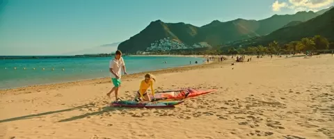 Nude Alena Chehova, Zoya Berber - Devushki byvayut raznye (2019) Movie Scenes