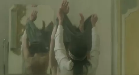 Nude Alice Barnole - La nuit m'appelle (2019)