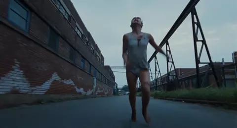 Nude Morjana Alaoui, Emilie Miskdjian - Martyrs (2008)