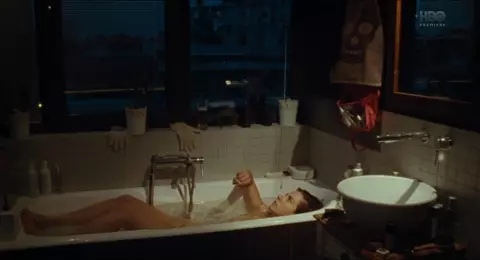 Nude Ioana Iacob - Imi este indiferent daca in istorie vom intra ca barbari (2018)
