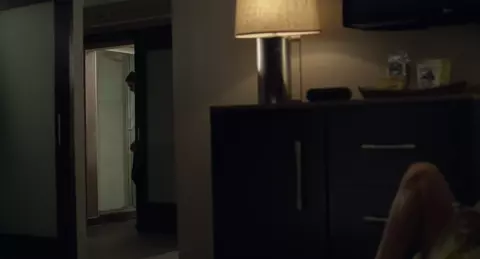 Zawe Ashton, Rene Russo nude - Velvet Buzzsaw (2019)