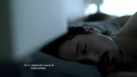 Lisi Linder nude - La victima nnmero 8 s01e04 (2018)