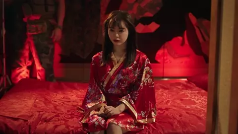 Misato Morita nude - The Naked Director s01e08 (2019)