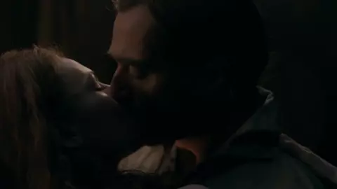 Sophie Skelton nude - Outlander s04e08 (2018)