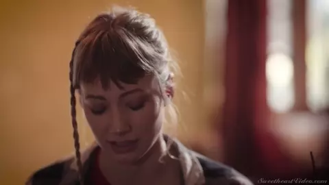 Two pornstars Aidra Fox nude and Carter Cruise bang in porn movie Breaking Point