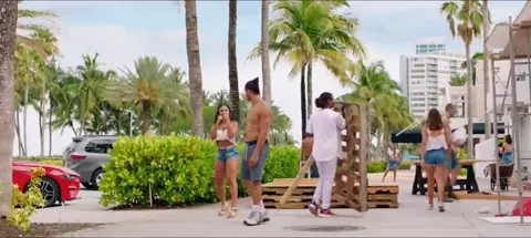 Movie Onze Jongens In Miami  sex scene (2020)